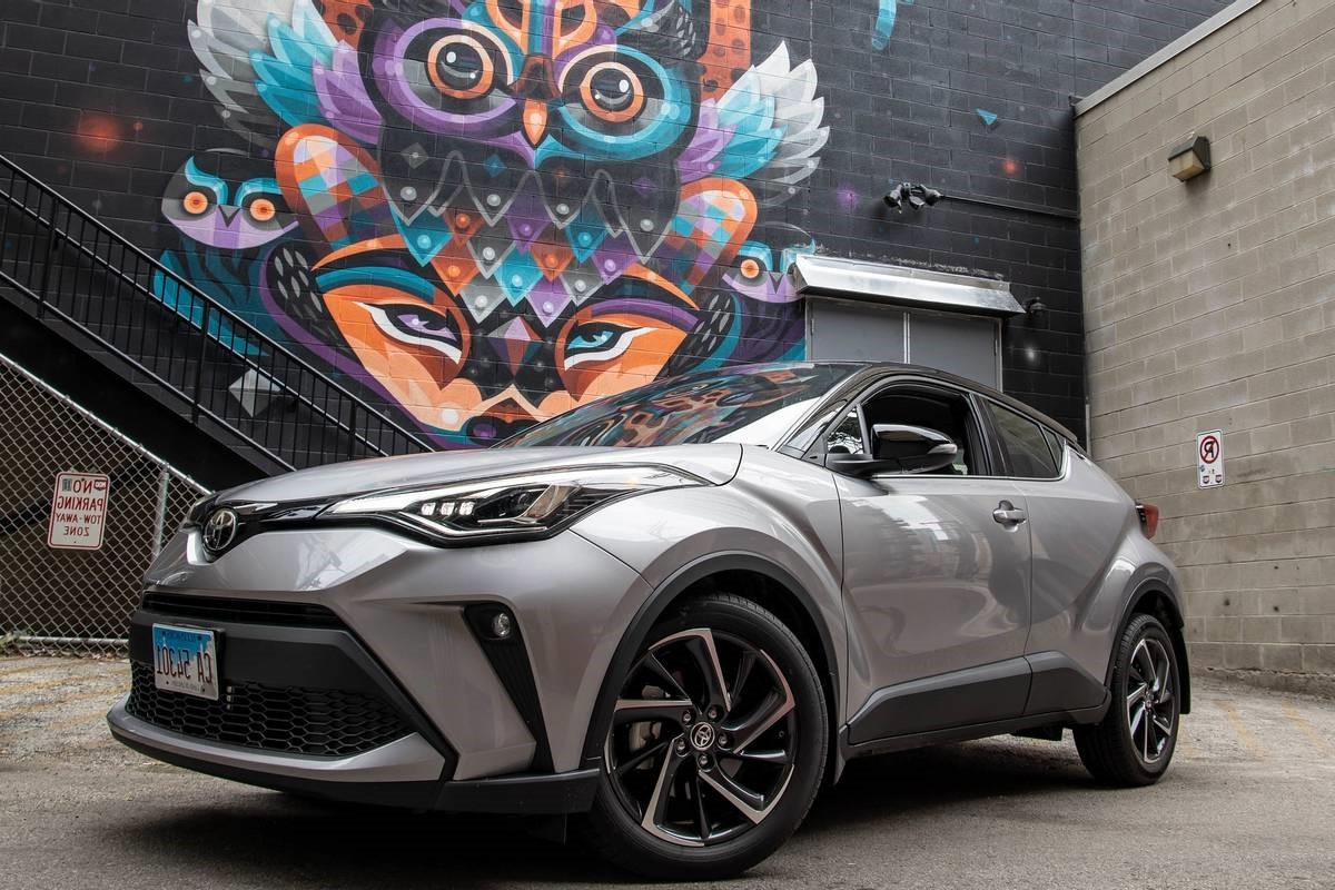 lexus ux business