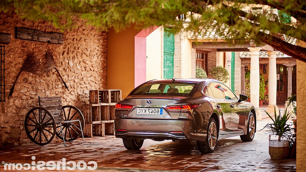 porsche cayenne negro mate