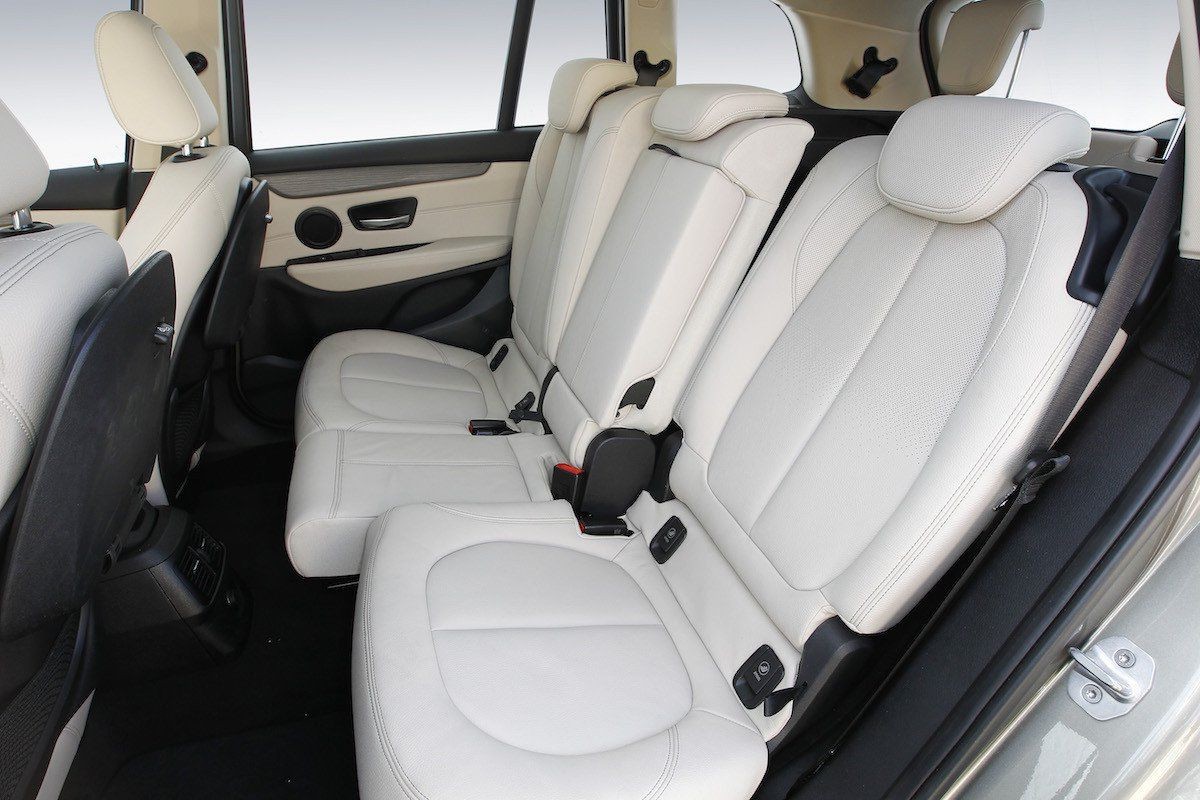 jaguar xe interior